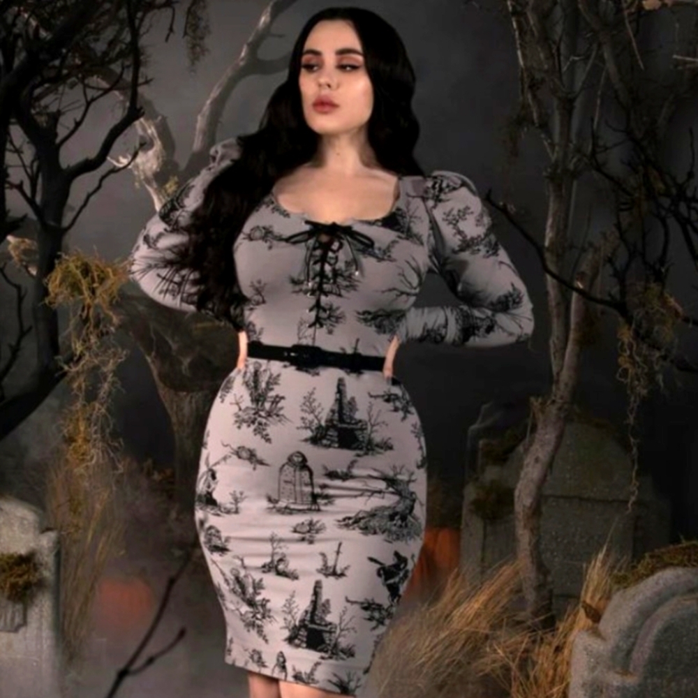 Le Femme En Noir Sleepy Hollow Wiggle Dress